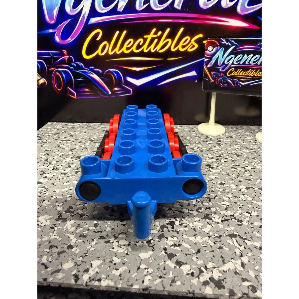 LEGO Duplo Blue Train Engine Base 6 Red Wheels 2x6 Stud Locomotive Chassis Piece